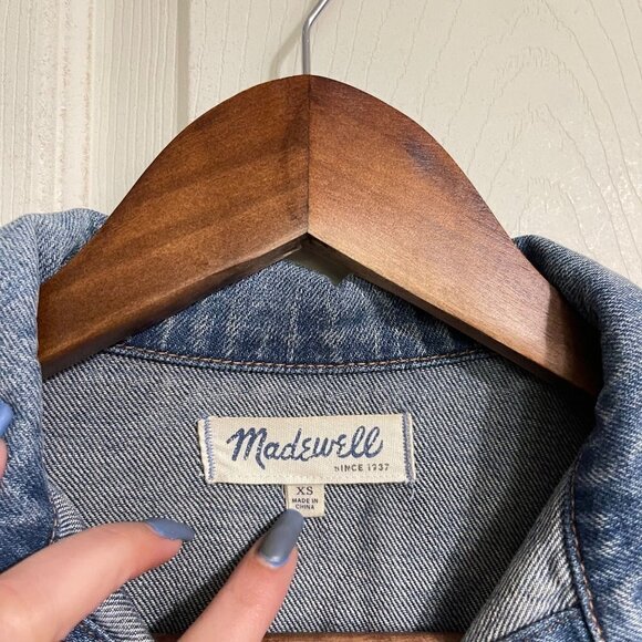 Madewell Womens Medium Wash Distressed Pockets Button Up Denim Jean Jacket XS - Picture 3 of 10
